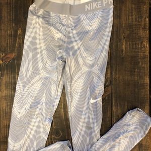 Nike leggings